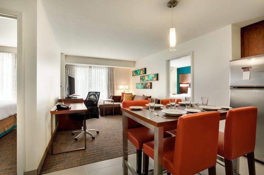 Hotel Courtyard By Marriott Kingston Exterior foto